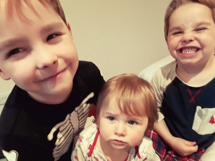 76BAE99A-10B2-46AA-8DDF-4B249C67C285